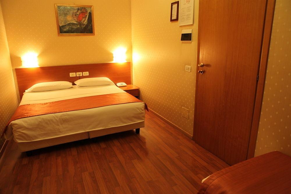 Flower Garden Hotel