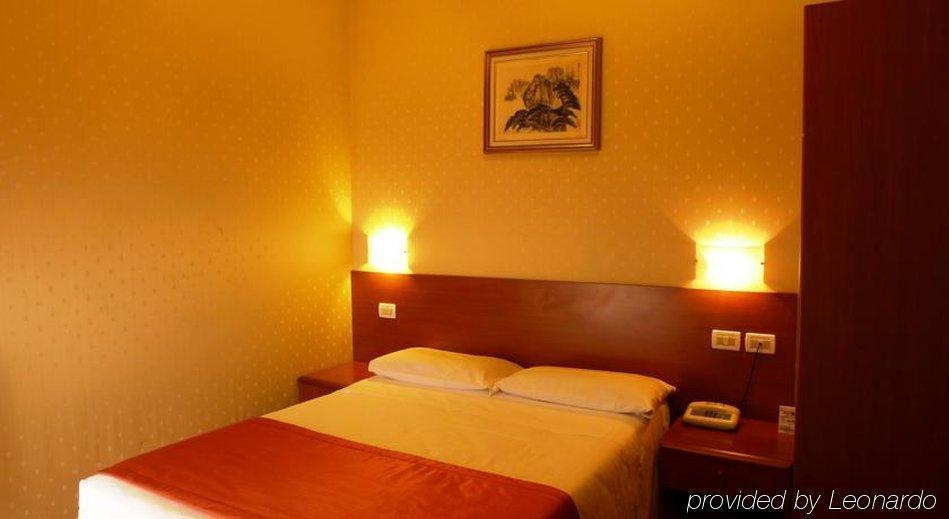 Flower Garden 3* Rome