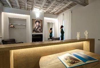 Residenze Romanae - Sangallo Gasthuis *