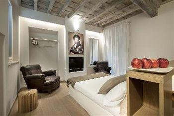 Residenze Romanae - Sangallo Gasthuis *