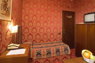 Ponte Bianco Hotel Rome