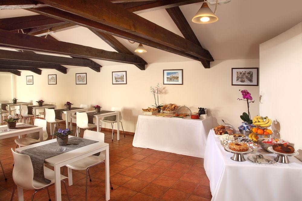 Hearth Hotel Hotel 3*