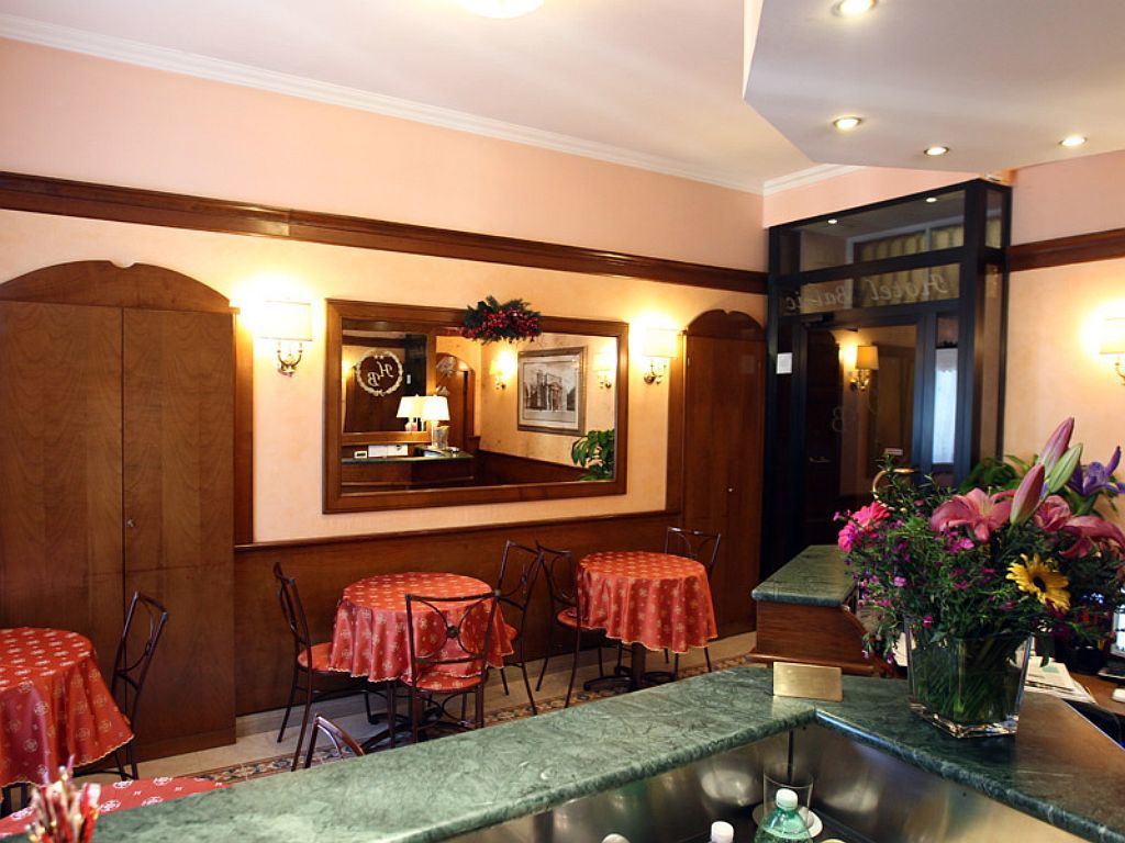 Baltik Hotel 2*