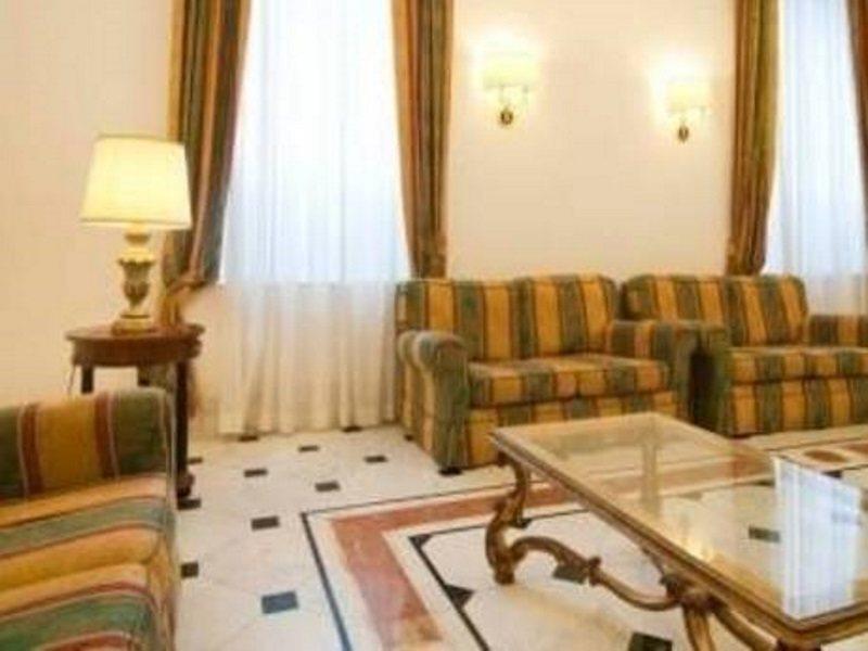 Hotel Raeli Lux 4*
