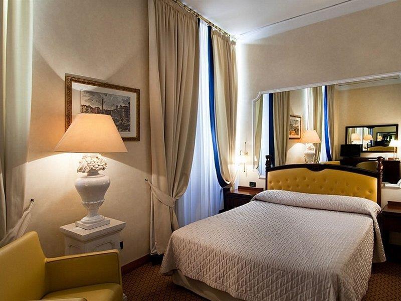 Hotel Colonna Palace