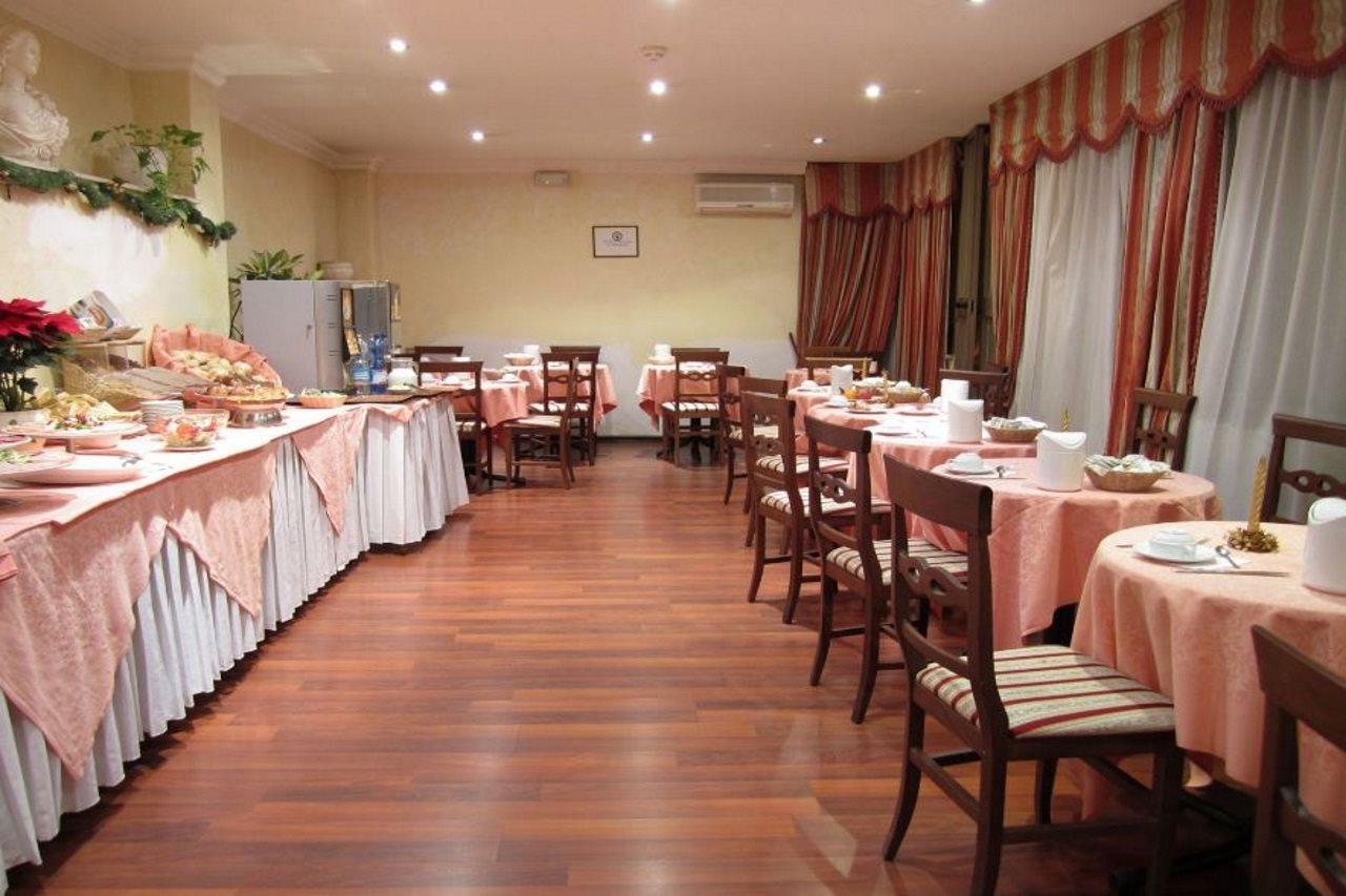 Hotel The Republic 4*