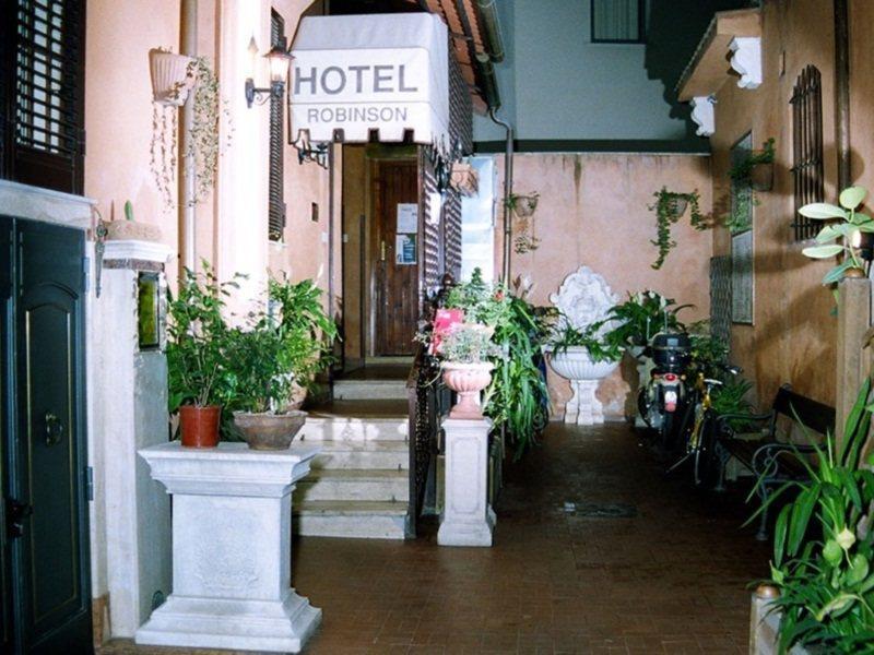 Hotel Robinson 2*