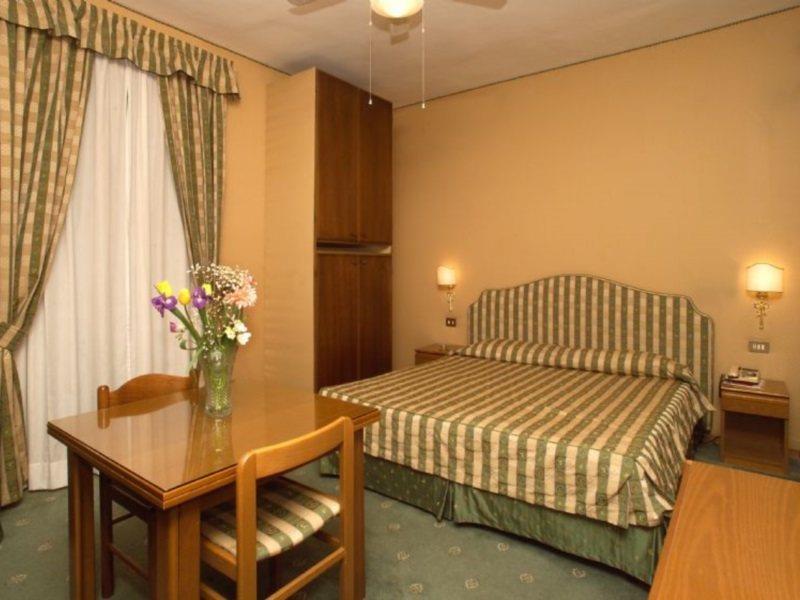 Hotel Ponte Bianco Rome