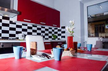 Brothers And Sisters Bed And Breakfast Roma