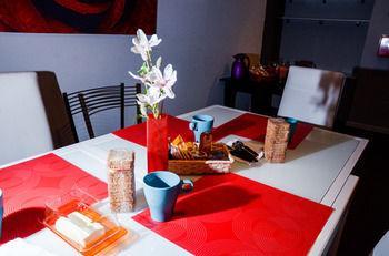 Brothers And Sisters Bed And Breakfast Roma