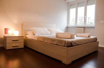 Hotel Brothers And Sisters Bed And Breakfast Roma