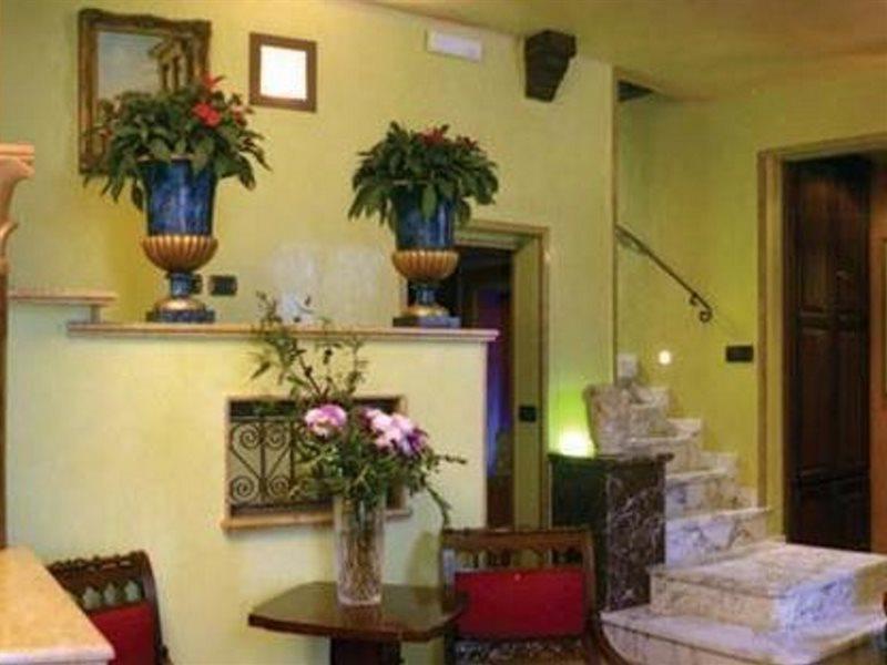 Hotel Vibel 2*
