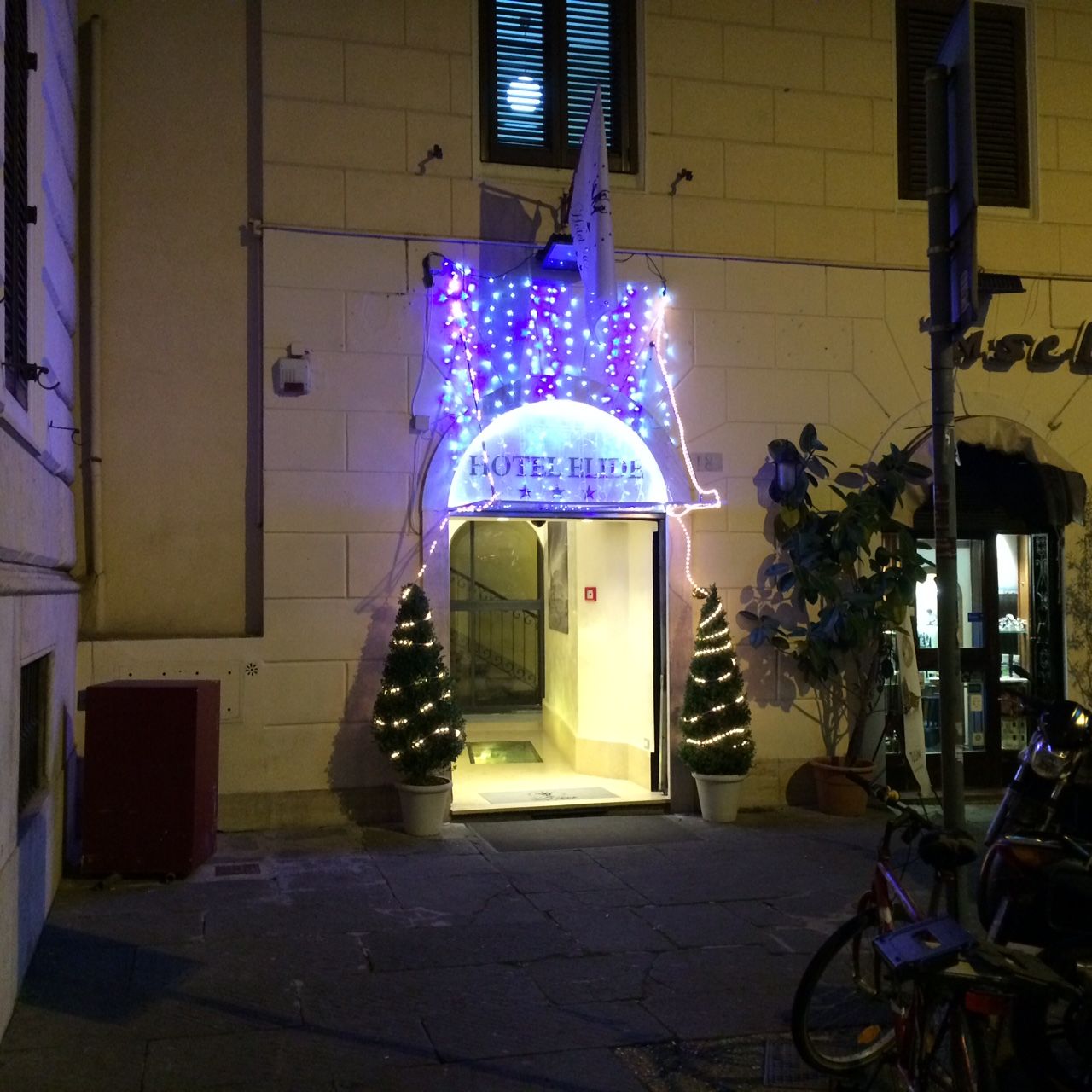 Hotel Elide 3*