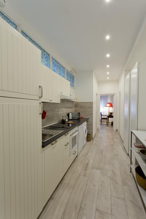 Venturi House