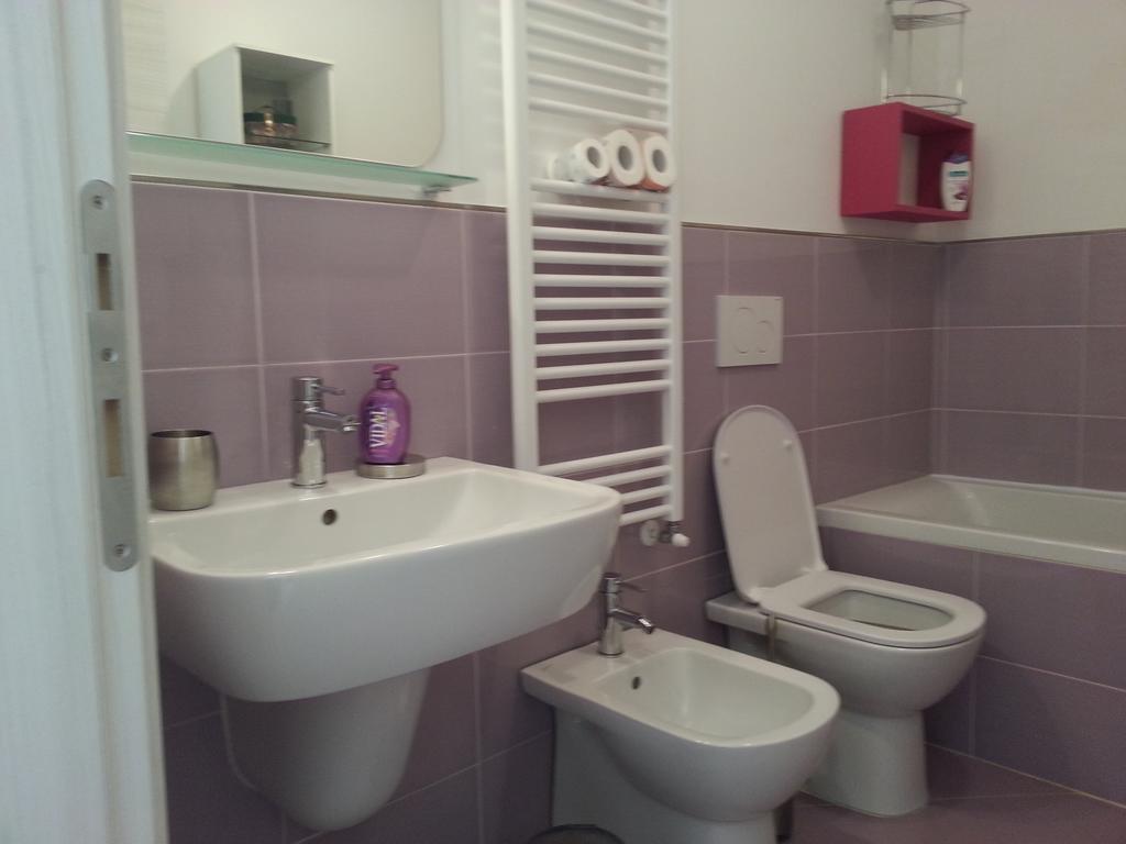 Apartment Between Termini & Colosseo *