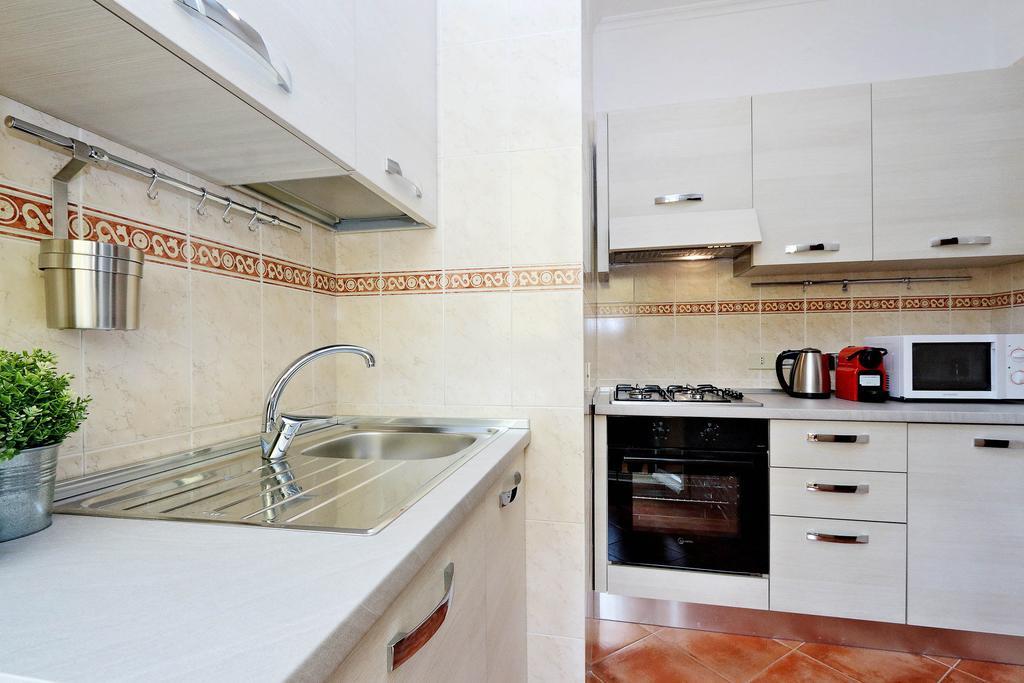 Apartment Mecenate Charme Apartment Rome