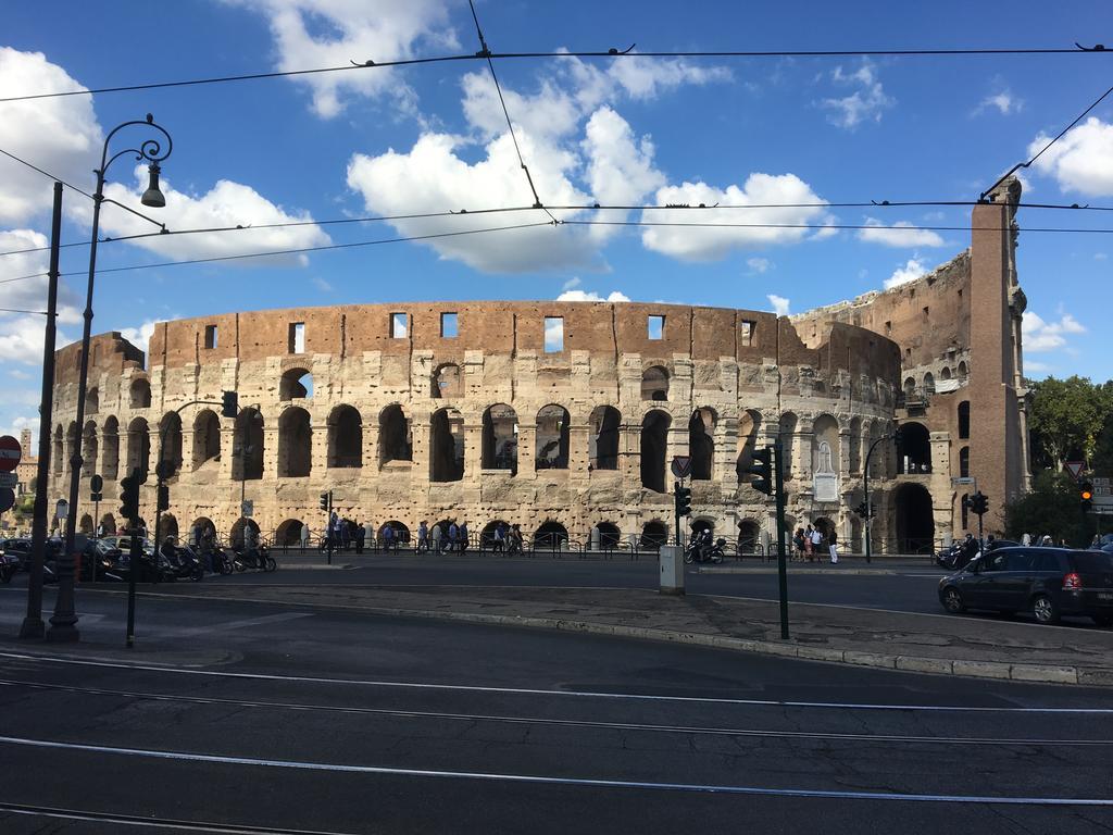 Apartment Delightful 100 Meters From The Colosseum *