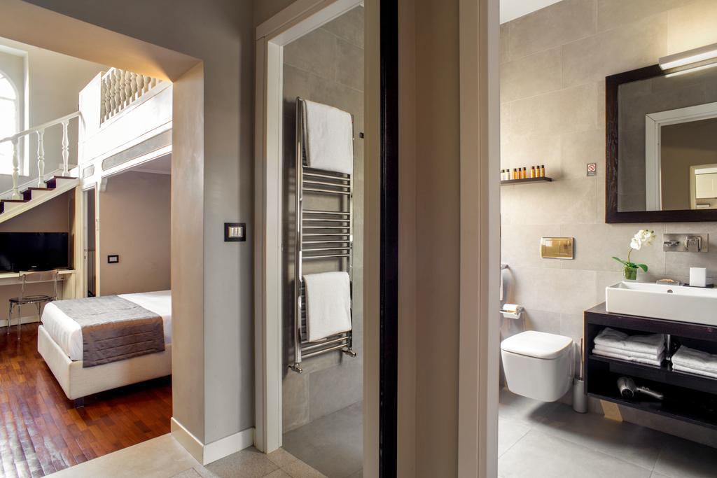 Les Fleurs Luxury House Rome