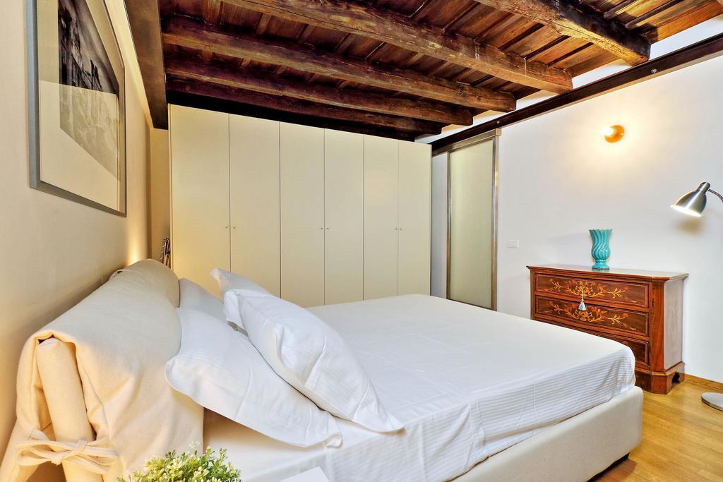 Apartment Parione Charme - My Extra Rome