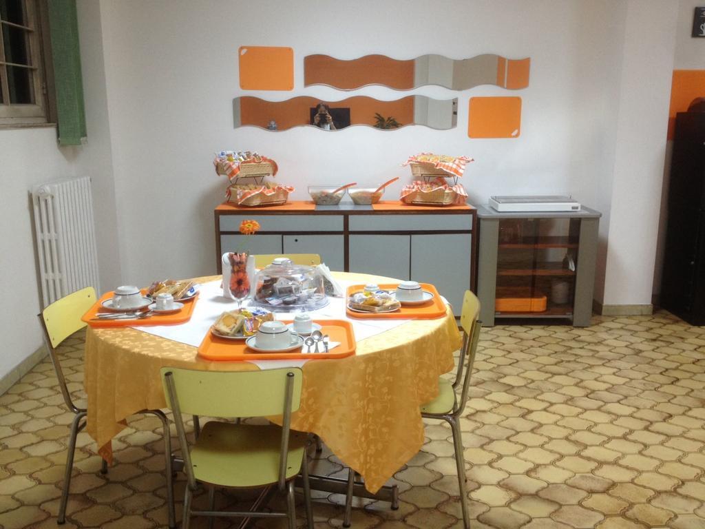 Bed & Breakfast Casa Per Ferie Cardinal G. Guarino *