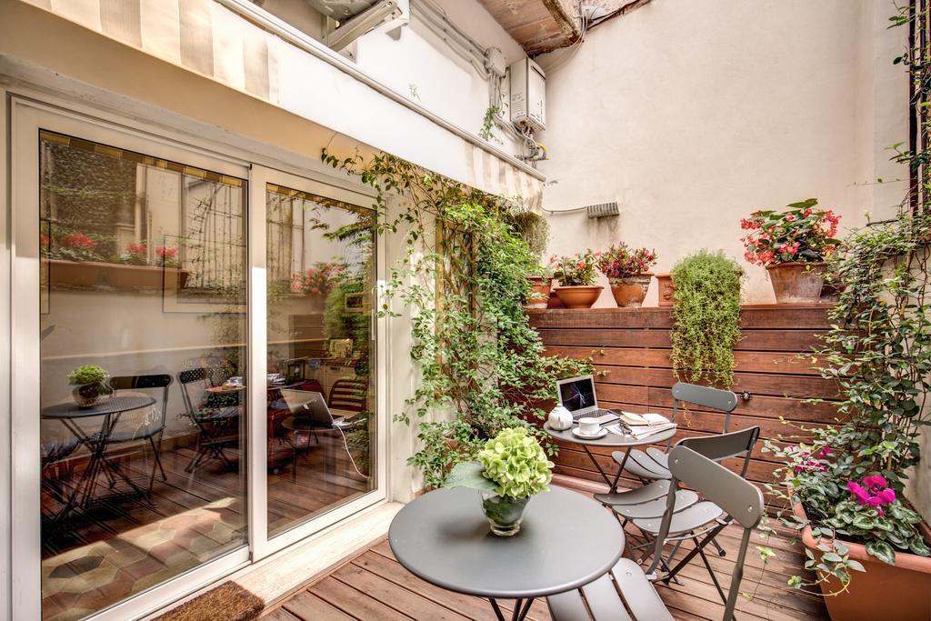 The Club Navona Guest house *