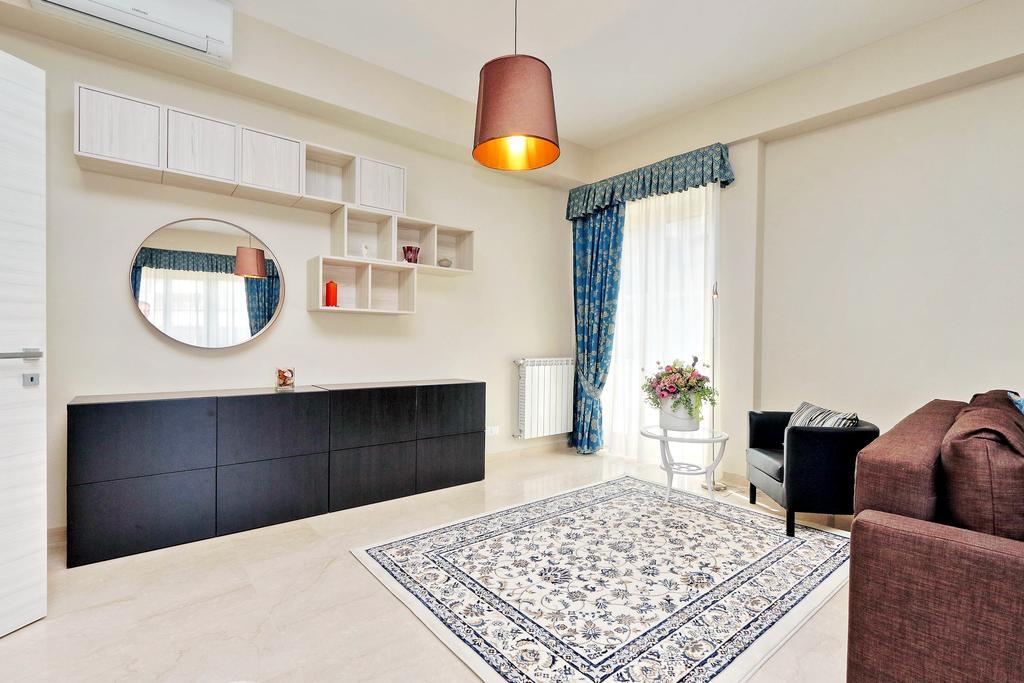 130m² 3 Slaapkamer, 2 Privé Badkamer In Trionfale Appartement