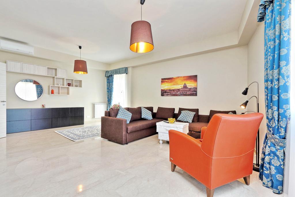 Appartement 130m² 3 Slaapkamer, 2 Privé Badkamer In Trionfale Rome