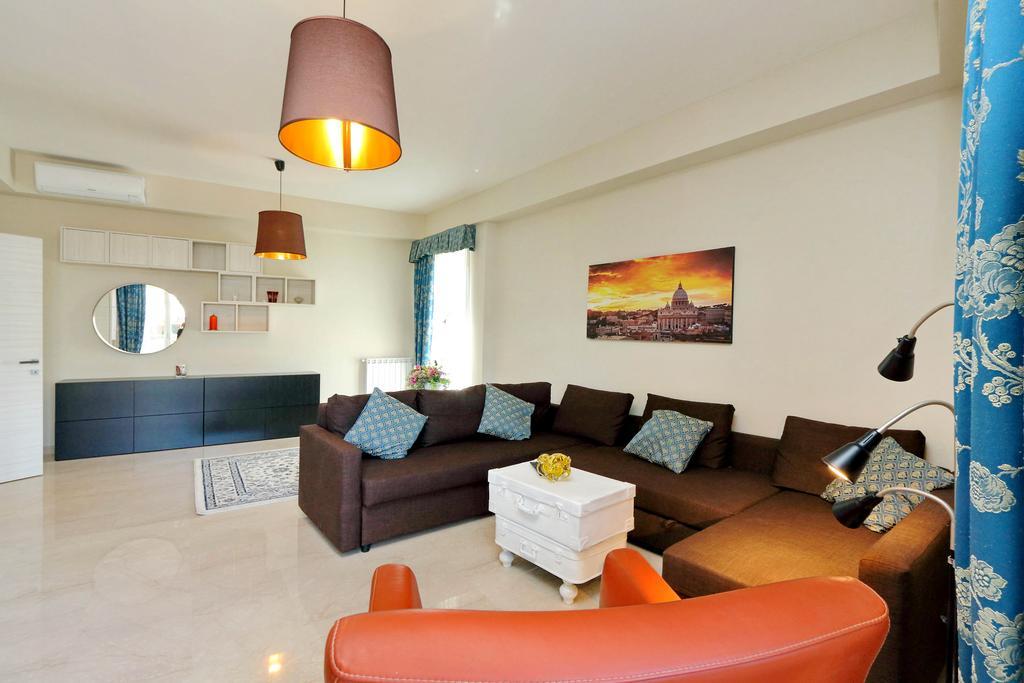 130m² 3 Slaapkamer, 2 Privé Badkamer In Trionfale Appartement Rome
