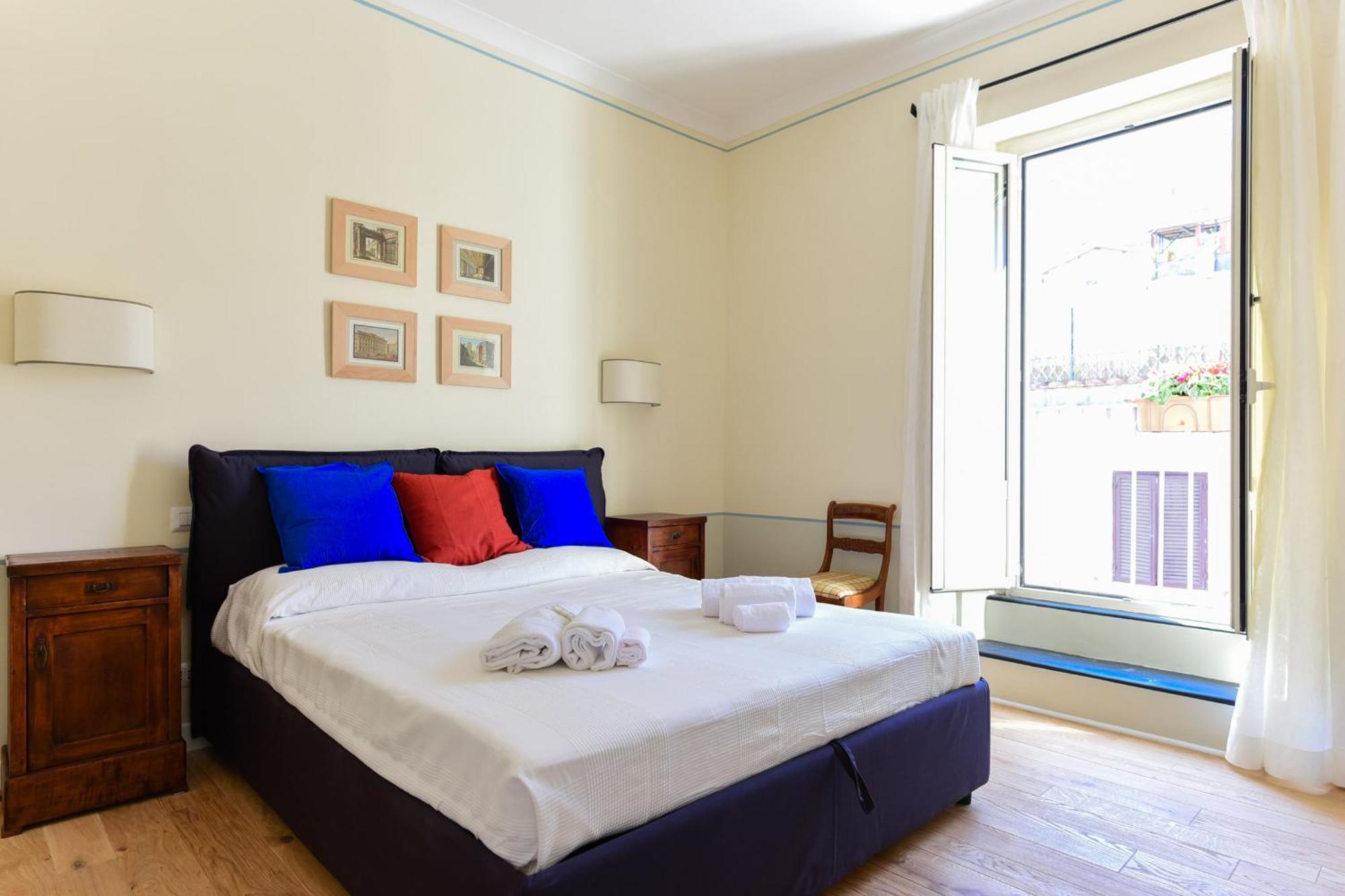 Apartment Bright And Comfy 3 Bedroom In Monti Rome