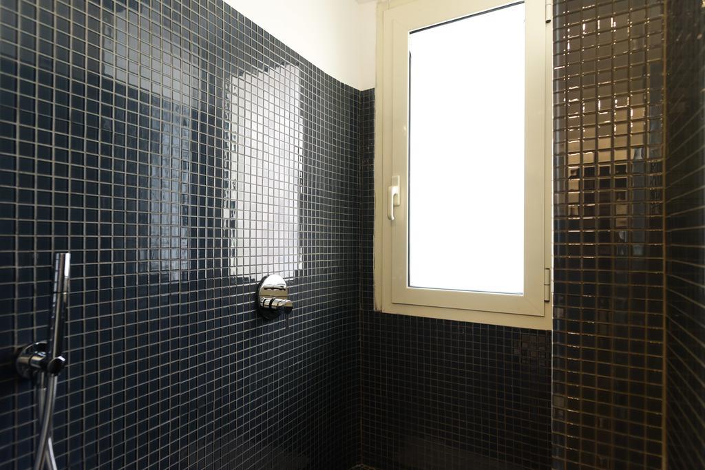 Bright And Comfy 3 Bedroom In Monti Rome