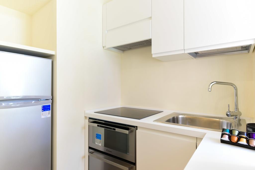 Bright And Comfy 3 Bedroom In Monti Apartment *