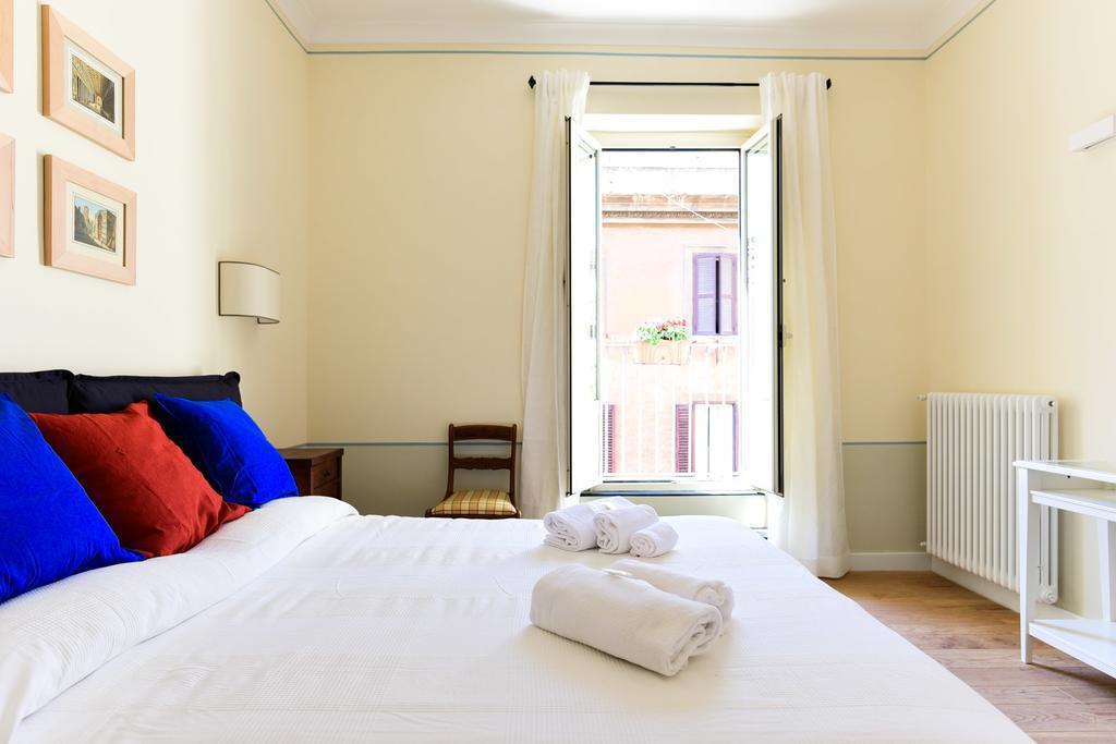 Bright And Comfy 3 Bedroom In Monti Rome