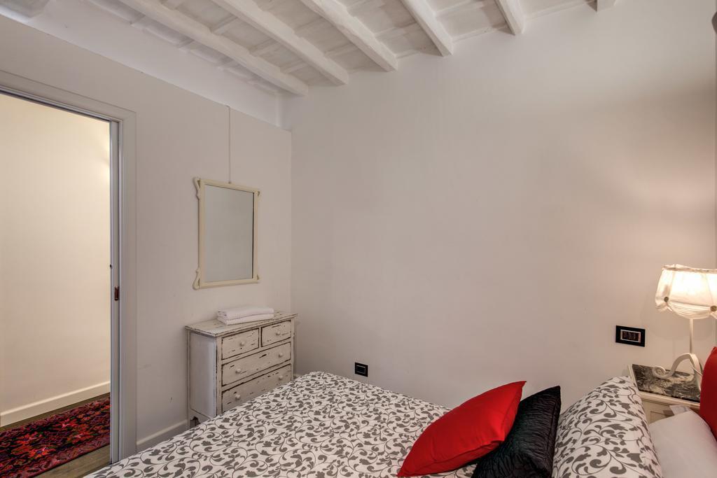 Campo De' Fiori Stylish White Appartamento Roma