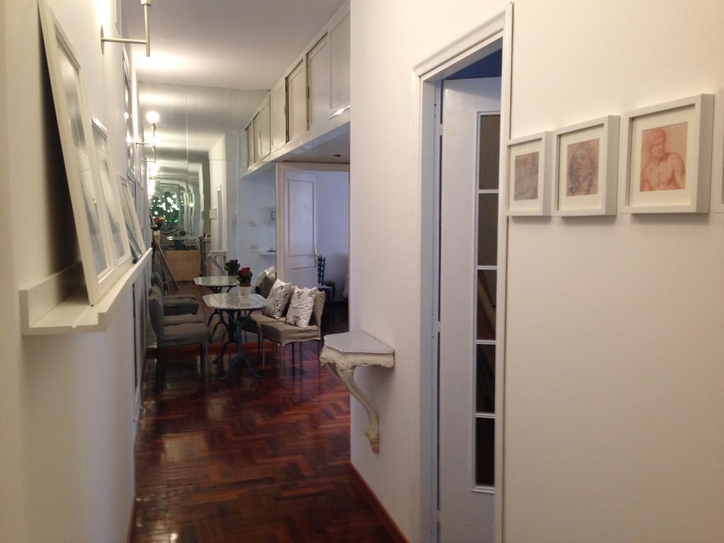 Essentia Apartment