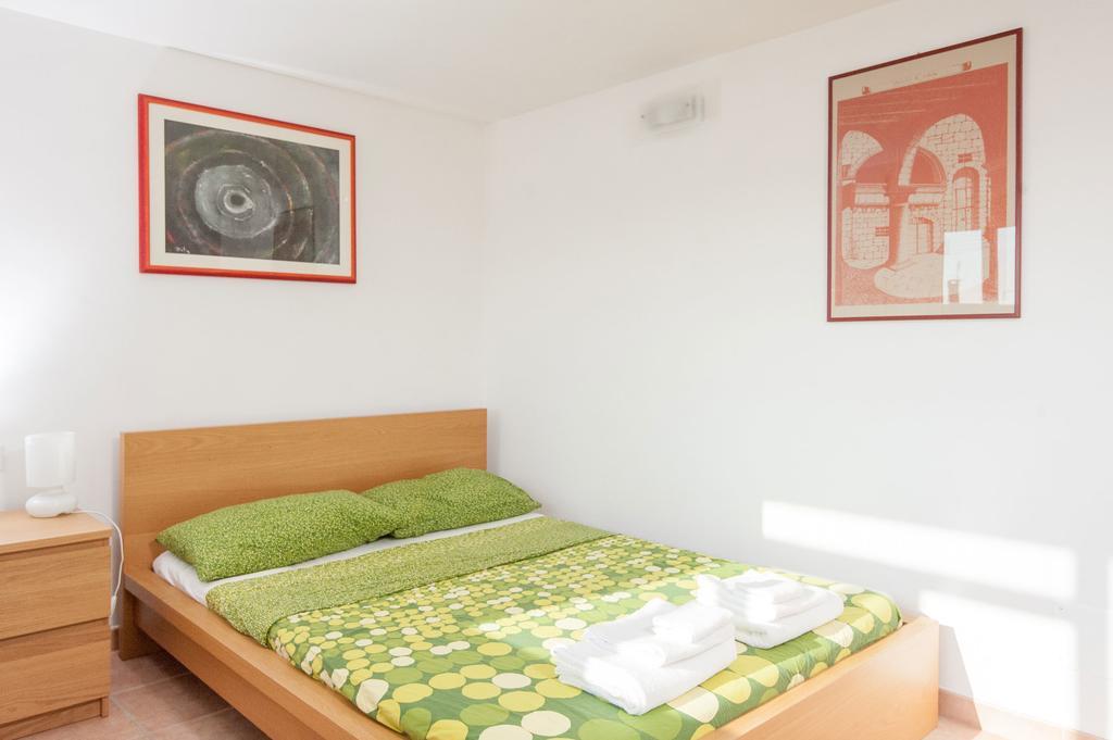 Apartment House Of Cinema