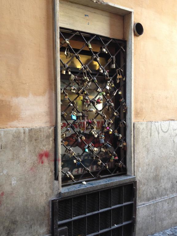 Apartment Muratte Rome