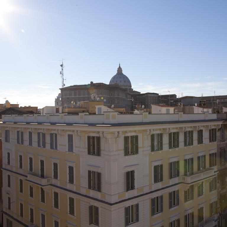 Da Angela Al Vaticano * Rome