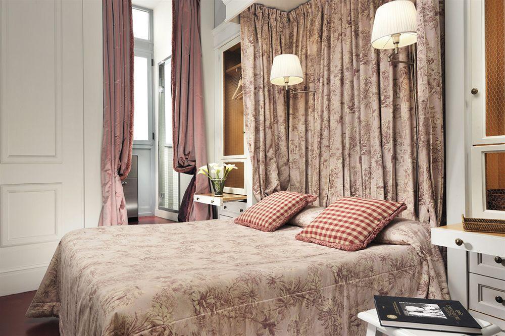 Casa Heberart Sistina Guest house