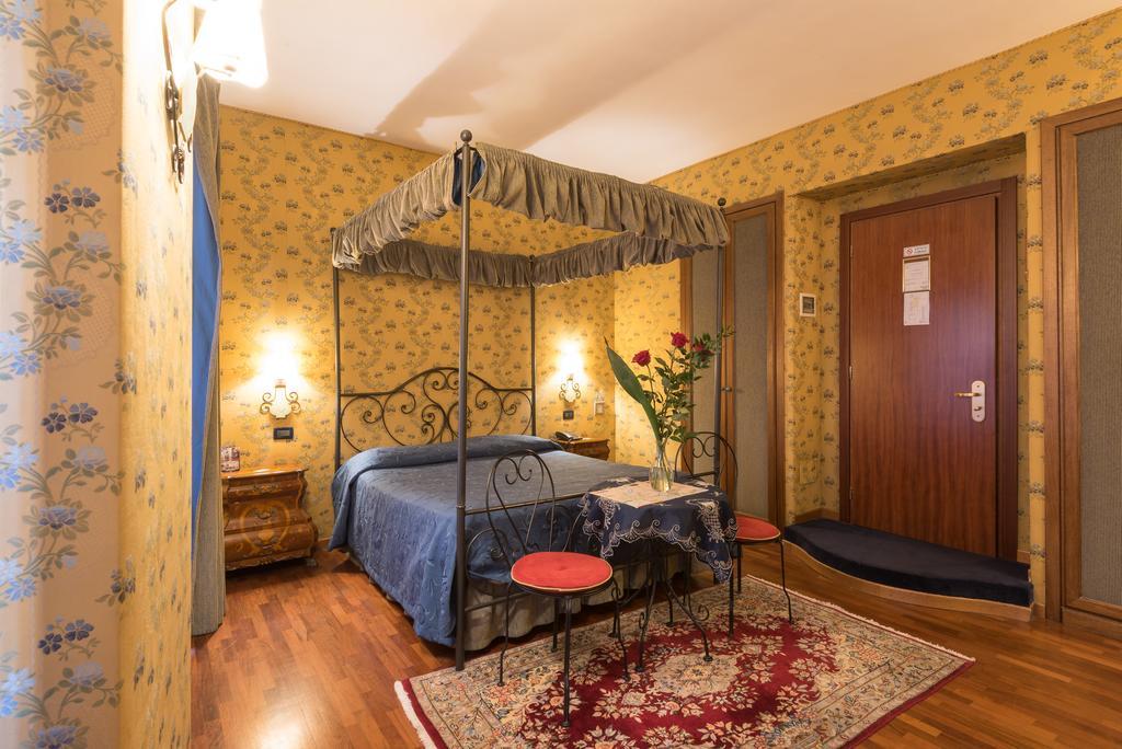 Residenza Ave Bed & Breakfast 4*
