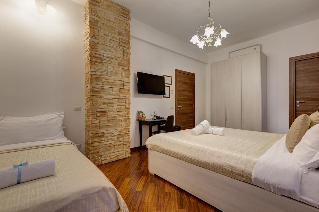 Little Rhome Bed & Breakfast 2*