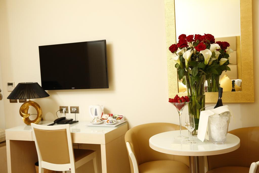 Augustana House 2*