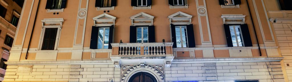 Noble Apartment *