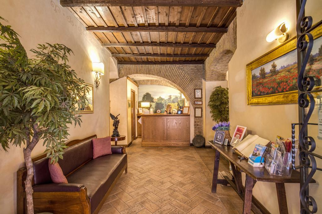 Residenza San Calisto Hotel