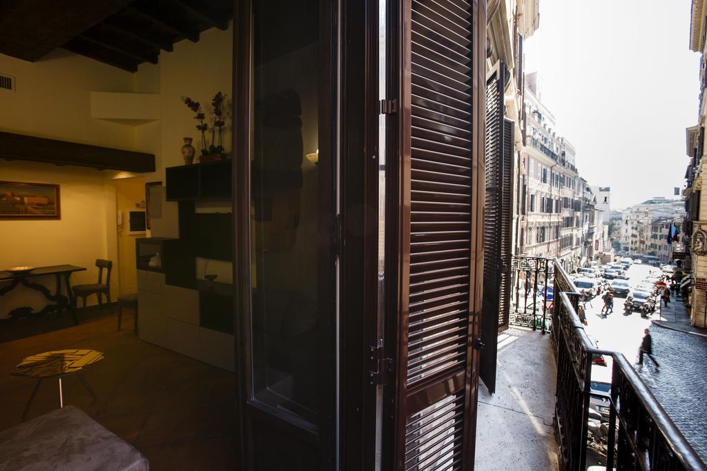Crispi Apartment Rome