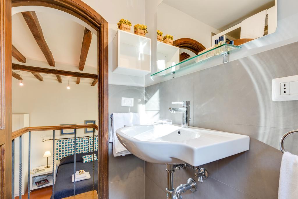 Piazza Dei Satiri Apartment