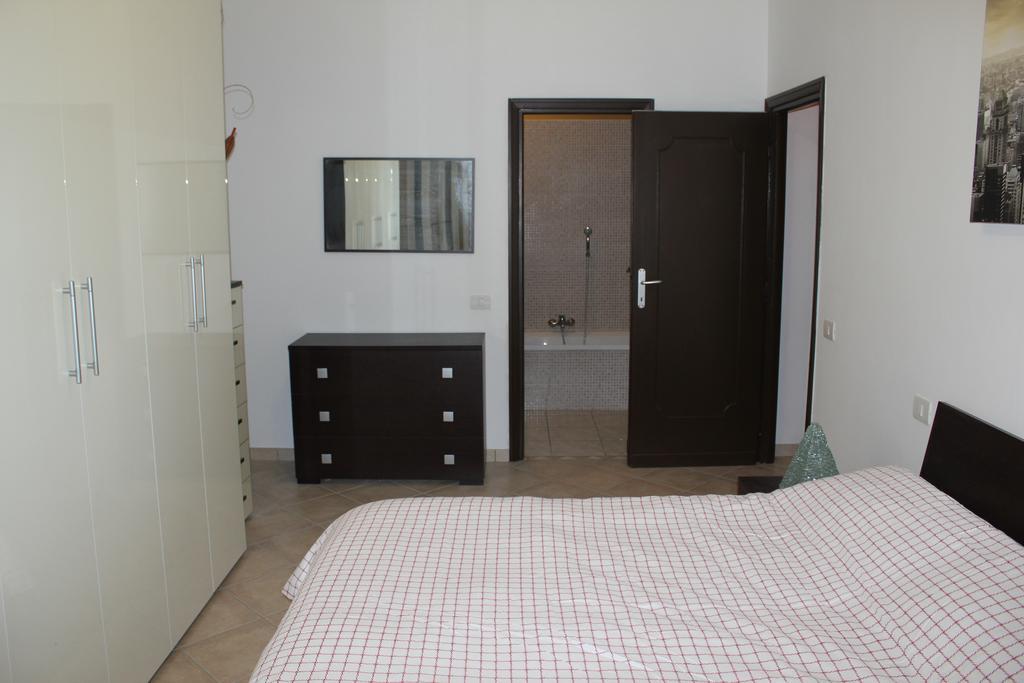 Ginevra's House Apartment *
