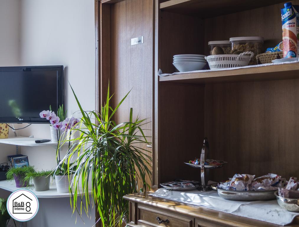 Acomodação com café da manhã  Interno 8 *