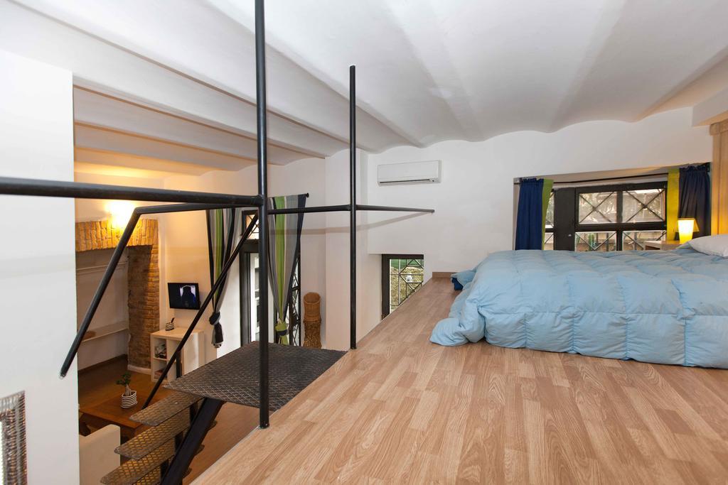 Apartment Colosseo Accomodation *