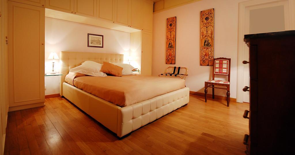 Piazza Di Spagna Sweet Apartment