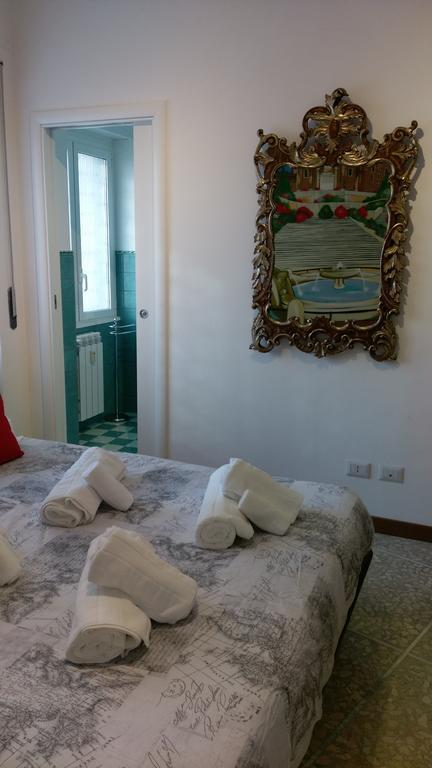 The Pope At The Window Holiday home